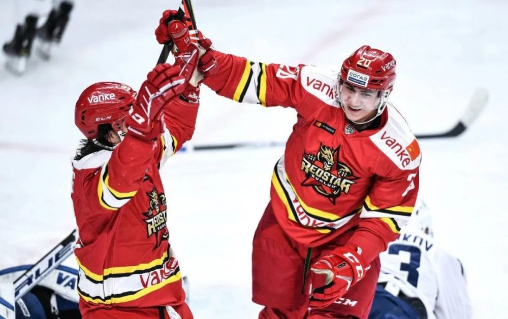 加时末段体能课后，夏洛特黄蜂迎来里程碑备战荷甲，底气十足，训练强度明显提升的简单介绍