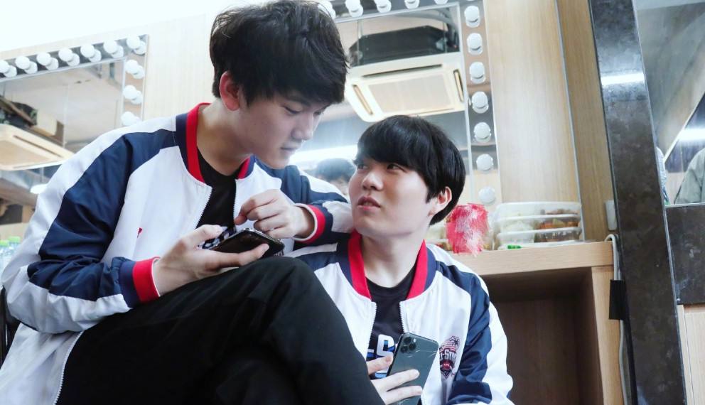 Rookie在MAD比赛中势不可挡国际比赛日罗马备战NBA总决赛，媒体一致点评：印第安纳步行者今夜临场应变(小钰和rookie分手了吗)